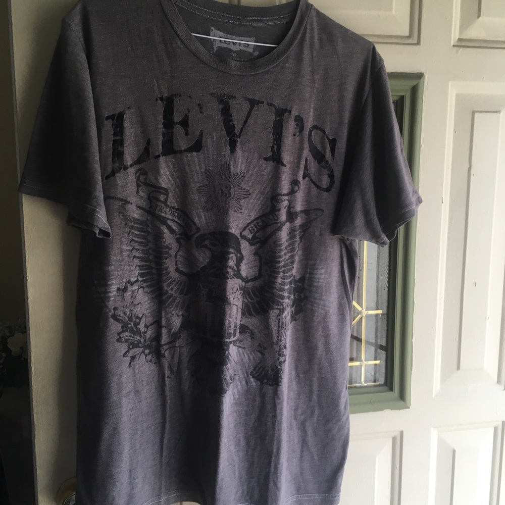 Levi’s shirt size M